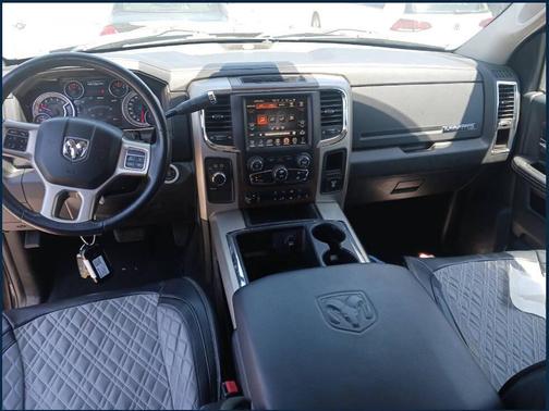 True Blue Pearlcoat 2014 RAM 2500 Laramie