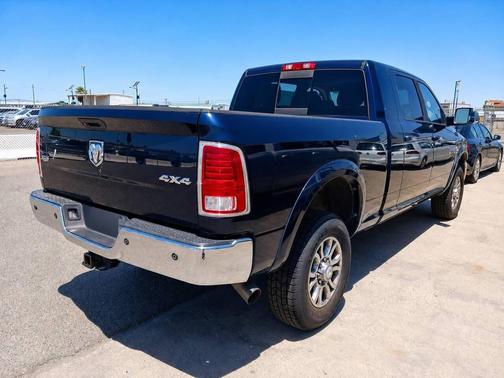 True Blue Pearlcoat 2014 RAM 2500 Laramie