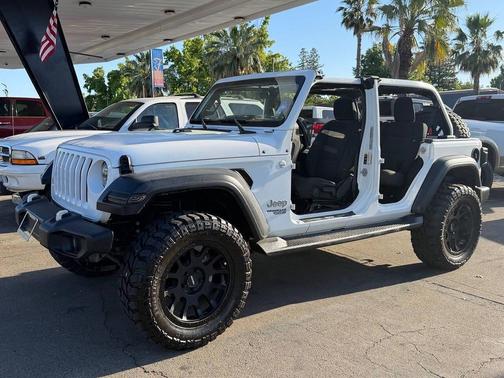 Bright White Clearcoat 2020 Jeep Wrangler Unlimited Sport
