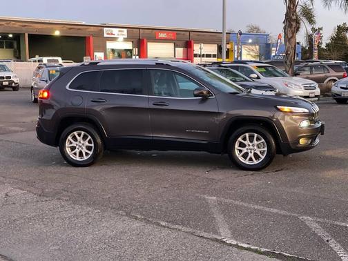 2018 Jeep Cherokee Latitude Plus