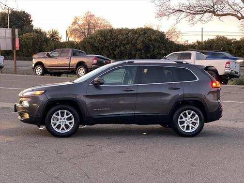 2018 Jeep Cherokee Latitude Plus