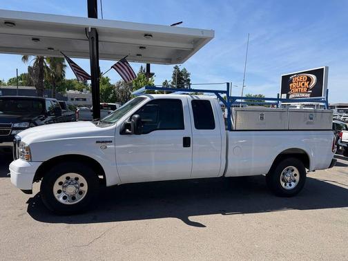 2005 Ford F-250 XL SuperCab