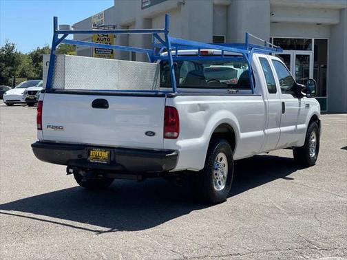 2005 Ford F-250 XL SuperCab