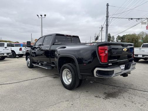 2024 Chevrolet Silverado 3500 LTZ