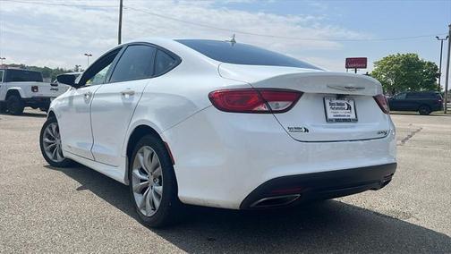 2016 Chrysler 200 S