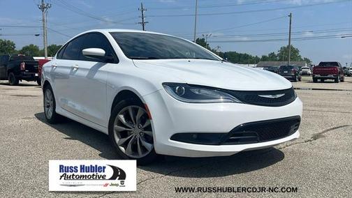 2016 Chrysler 200 S