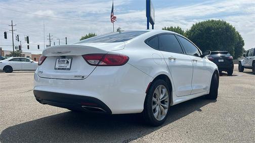 2016 Chrysler 200 S