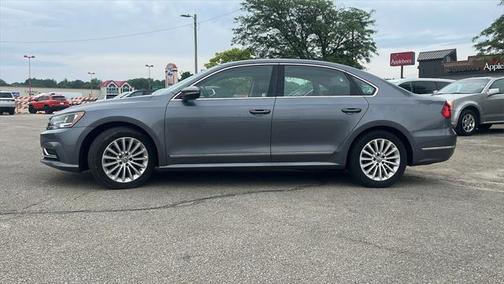 2016 Volkswagen Passat 1.8T SE