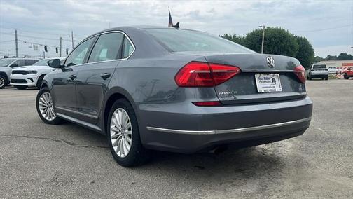 2016 Volkswagen Passat 1.8T SE