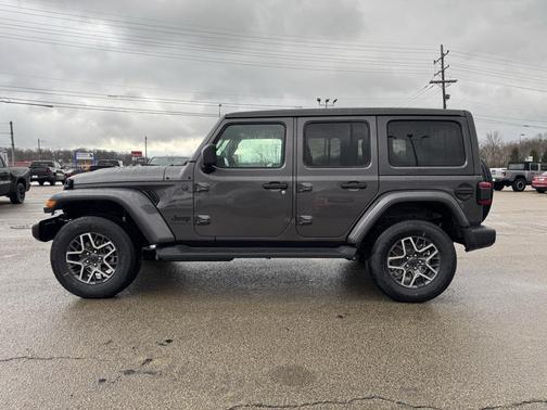 2026 Jeep Wrangler 4-Door Sahara 4x4