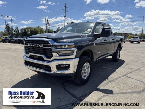 2025 RAM 2500 Big Horn Crew Cab 4x4 6'4' Box