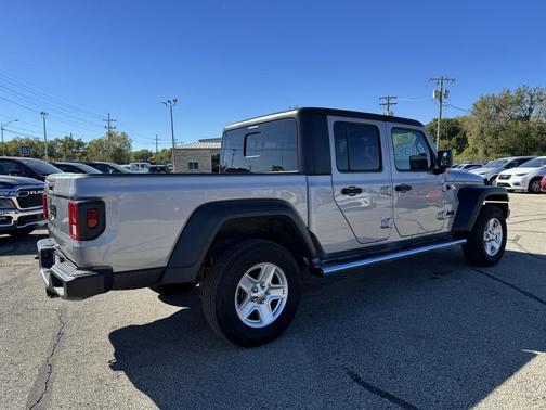 2020 Jeep Gladiator Sport S