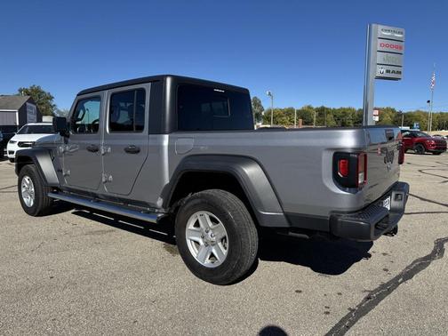 2020 Jeep Gladiator Sport S