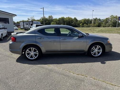 2012 Dodge Avenger SXT Plus