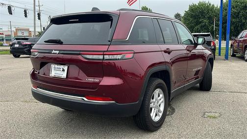 2024 Jeep Grand Cherokee Laredo
