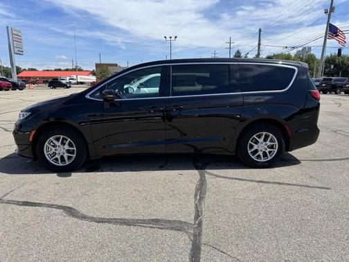 2025 Chrysler Pacifica L