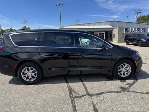 2025 Chrysler Pacifica L