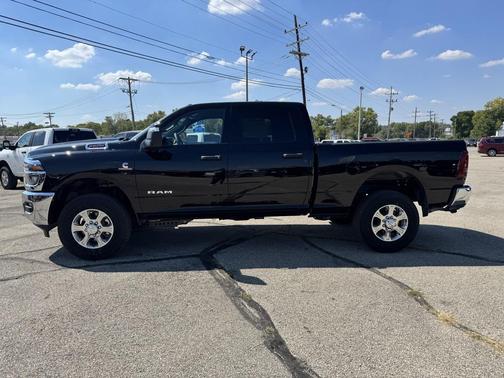 2025 RAM 2500 Big Horn Crew Cab 4x4 6'4' Box