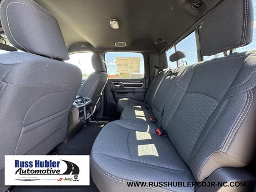2025 RAM 2500 Big Horn Crew Cab 4x4 6'4' Box