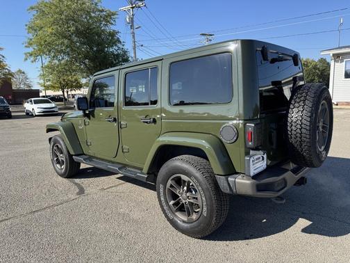 2016 Jeep Wrangler Unlimited Sahara