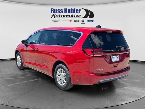 Pr6 2027 Chrysler Pacifica L