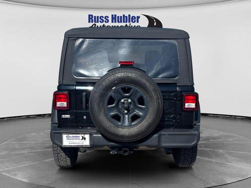 Black Clearcoat 2021 Jeep Wrangler Sport