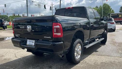 2022 RAM 2500 Big Horn Crew Cab 4x4 6'4' Box