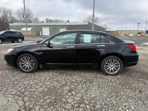 2012 Chrysler 200 Limited
