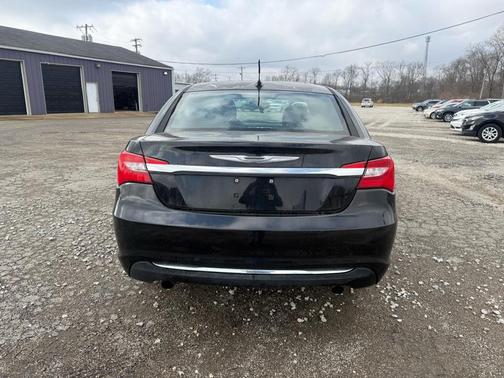 2012 Chrysler 200 Limited
