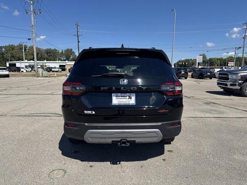 2023 Honda Pilot AWD TrailSport
