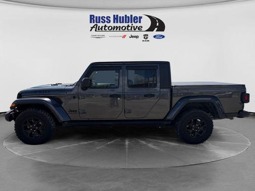 2021 Jeep Gladiator Willys 4x4