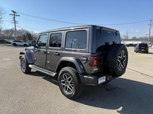 2026 Jeep Wrangler 4-Door Sahara 4x4
