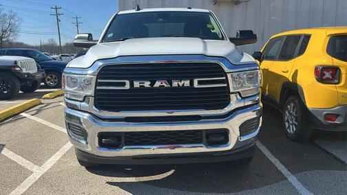 2020 RAM 2500 Big Horn Crew Cab 4X4 8' Box