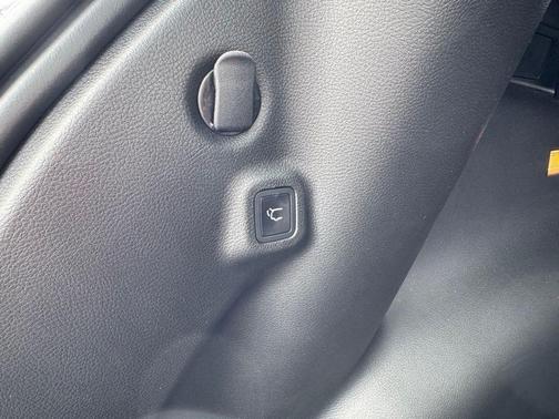 Silver Zynith Metallic Clearcoat 2026 Jeep Compass Limited