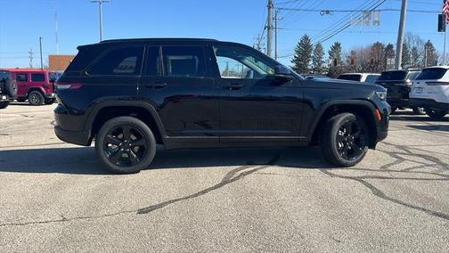 2025 Jeep Grand Cherokee Altitude