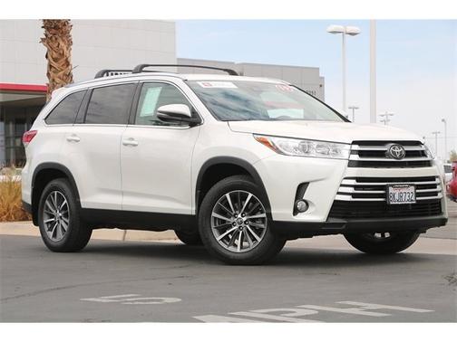 2019 Toyota Highlander XLE for sale in Imperial, CA - image 1