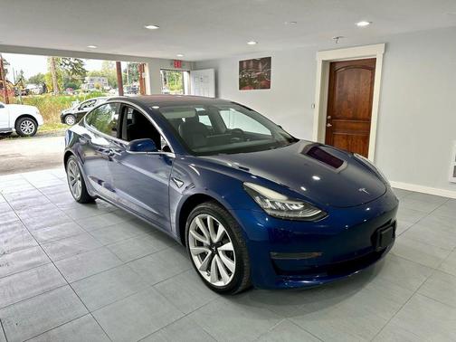 2018 Tesla Model 3 Mid Range