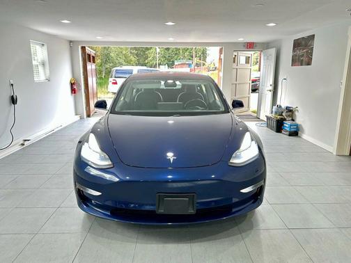 2018 Tesla Model 3 Mid Range