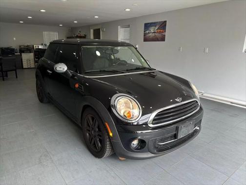 2013 MINI Hardtop Cooper