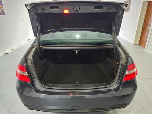 2010 Mercedes-Benz E-Class E 350 Sedan 4D