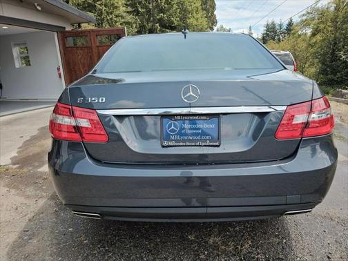 2010 Mercedes-Benz E-Class E 350 Sedan 4D