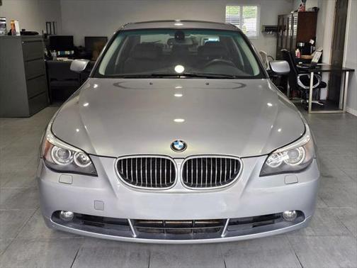 2007 BMW 530 530xi Sedan 4D