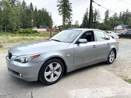 2007 BMW 530 530xi Sedan 4D