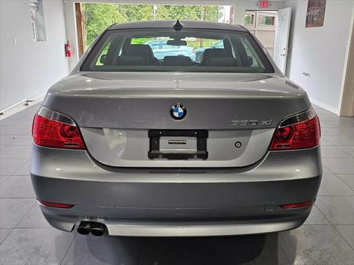 2007 BMW 530 530xi Sedan 4D