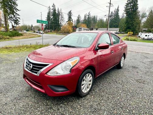 2017 Nissan Versa 1.6 S+