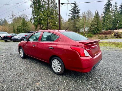 2017 Nissan Versa 1.6 S+