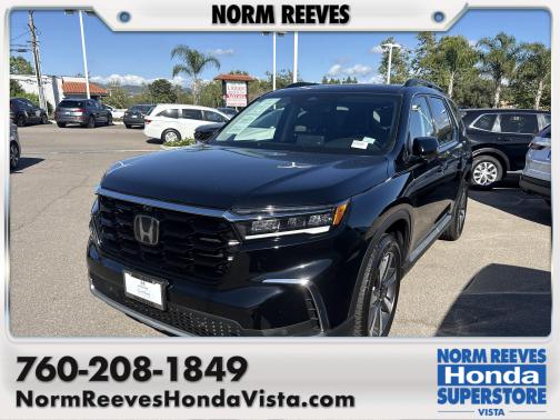 Crystal Black Pearl 2023 Honda Pilot