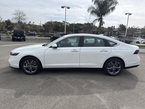 2025 Honda Accord Hybrid 