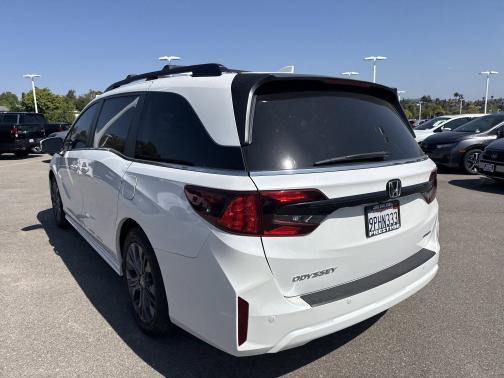 2025 Honda Odyssey 