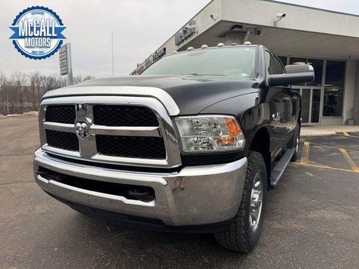 2018 RAM 2500 Tradesman Crew Cab 4x4 6'4' Box